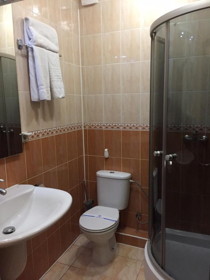 Hotel-Restaurant Lyube Plus Khmel'nyts'kyy Luaran gambar