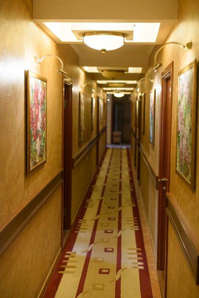 Hotel-Restaurant Lyube Plus Khmel'nyts'kyy Luaran gambar